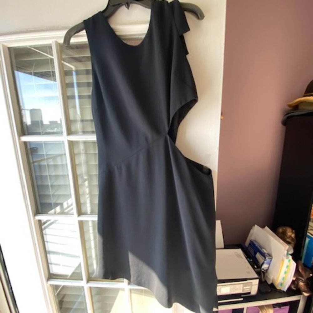 Stunning Basic Black dress